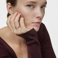 Anillo pequeño con baño de oro 18 kt sobre plata y motivos gemas Sugar Party^TOUS Hot
