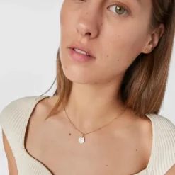 Colgante Maria de oro con nácar Devoción^TOUS Sale
