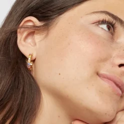 Pendientes aro con baño de oro 18 kt sobre plata y zafiros multicolor Glaring^TOUS New