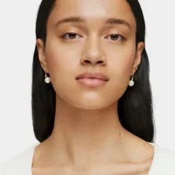 Pendientes cortos con baño de oro 18 kt sobre plata y perla Gloss^TOUS