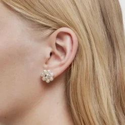 Pendientes cortos de plata flor y perlas cultivadas Sugar Party^TOUS New
