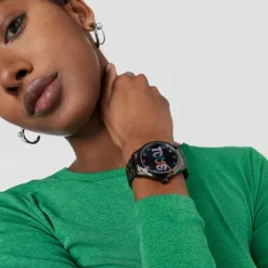 Reloj analógico con brazalete de acero IP negro y cristales T-Logo^TOUS Hot